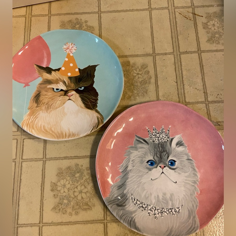 Indigo Cat-Themed Decorative Plates duo